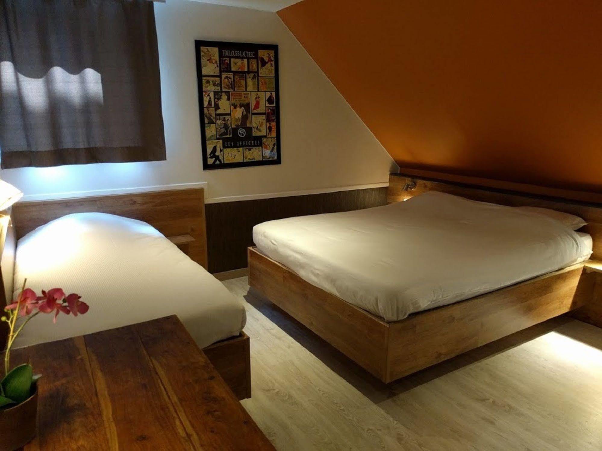 Canalview Hotel Ter Reien บรูจส์ ภายนอก รูปภาพ